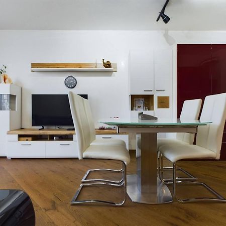 Luxury Apartment In Building K55 With Free Garage Warna Zewnętrze zdjęcie
